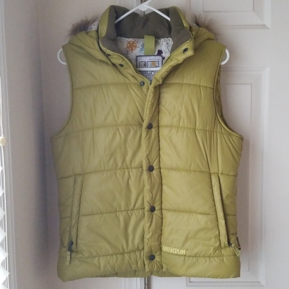 🌺🦋BURTON faux fur-lined hooded vest